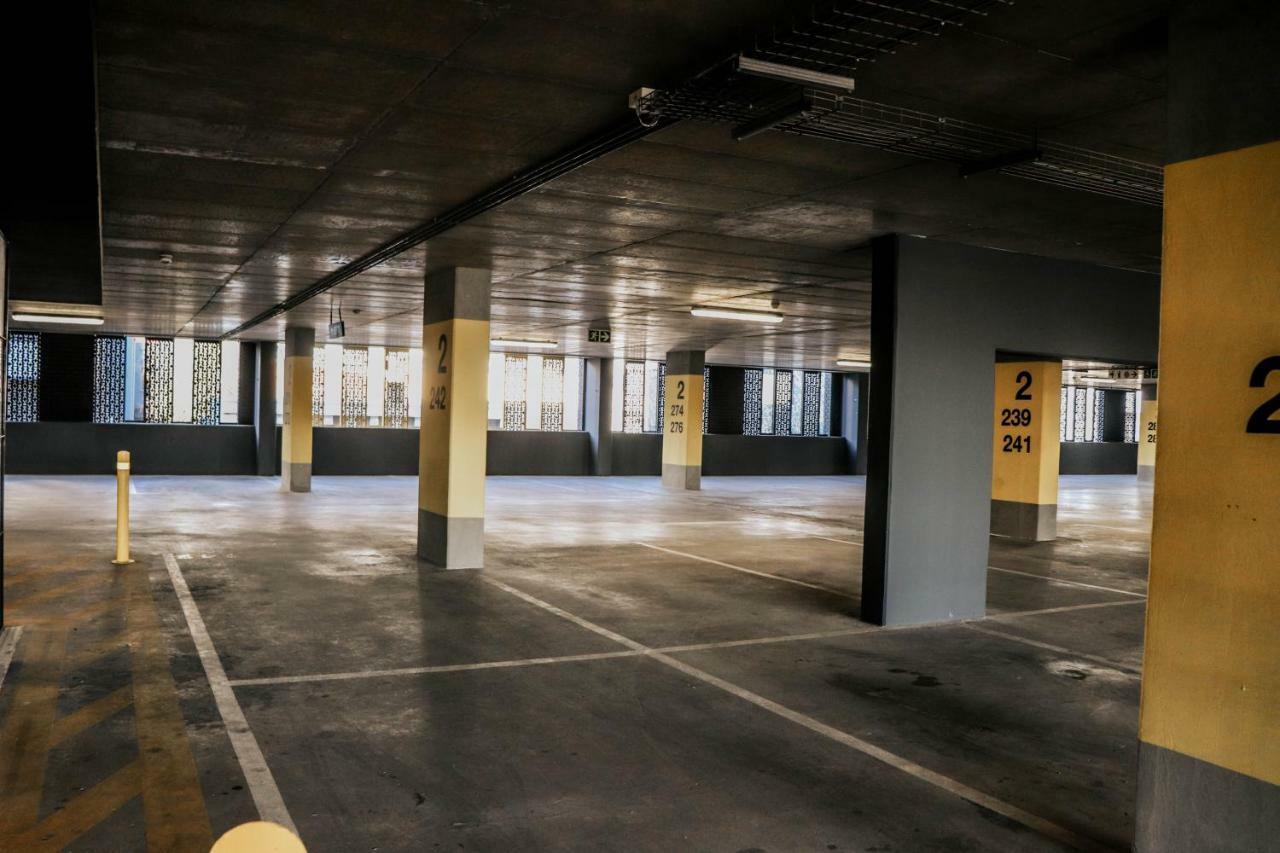 شقة كيب تاون  في Wex1 - Modern, Iconic, Pool, Gym, Wifi, Secure Parking المظهر الخارجي الصورة