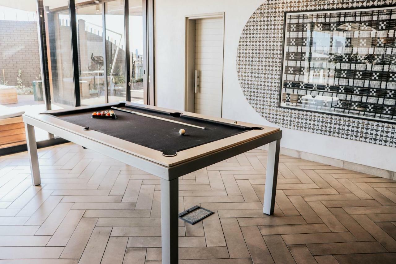 شقة كيب تاون  في Wex1 - Modern, Iconic, Pool, Gym, Wifi, Secure Parking المظهر الخارجي الصورة